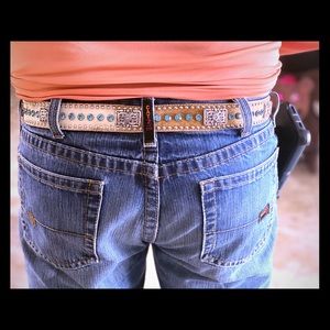 Men’s Nocona blue rhinestone cow hide belt.